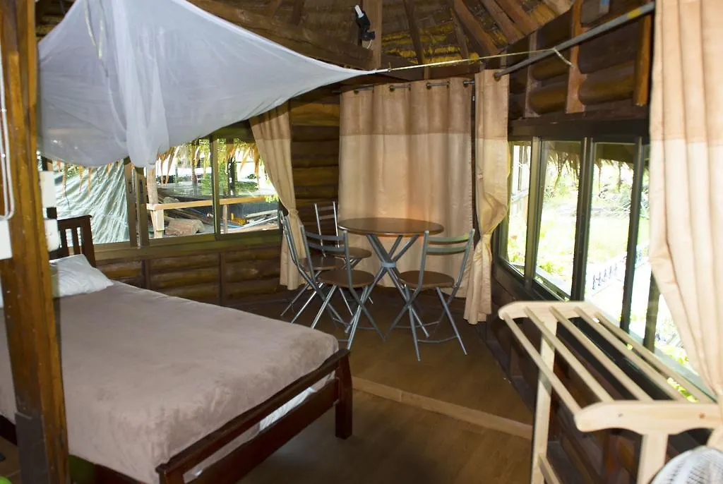 ** Guest house Sunflower Boathouse Phi Phi Don Thailand